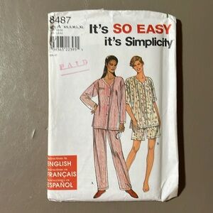 Simplicity pattern #8487 uncut